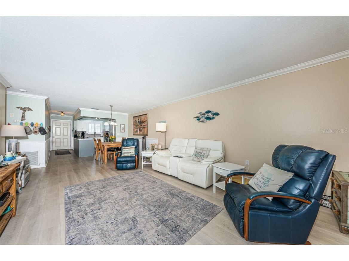 3010 59th Street S #302 Gulfport FL 33707 TB8456837 image5