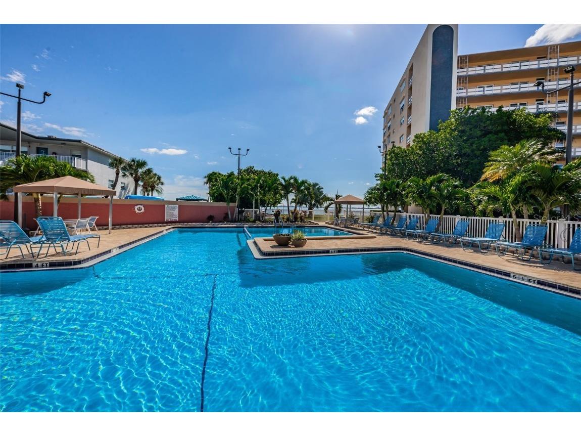 3010 59th Street S #302 Gulfport FL 33707 TB8456837 image52