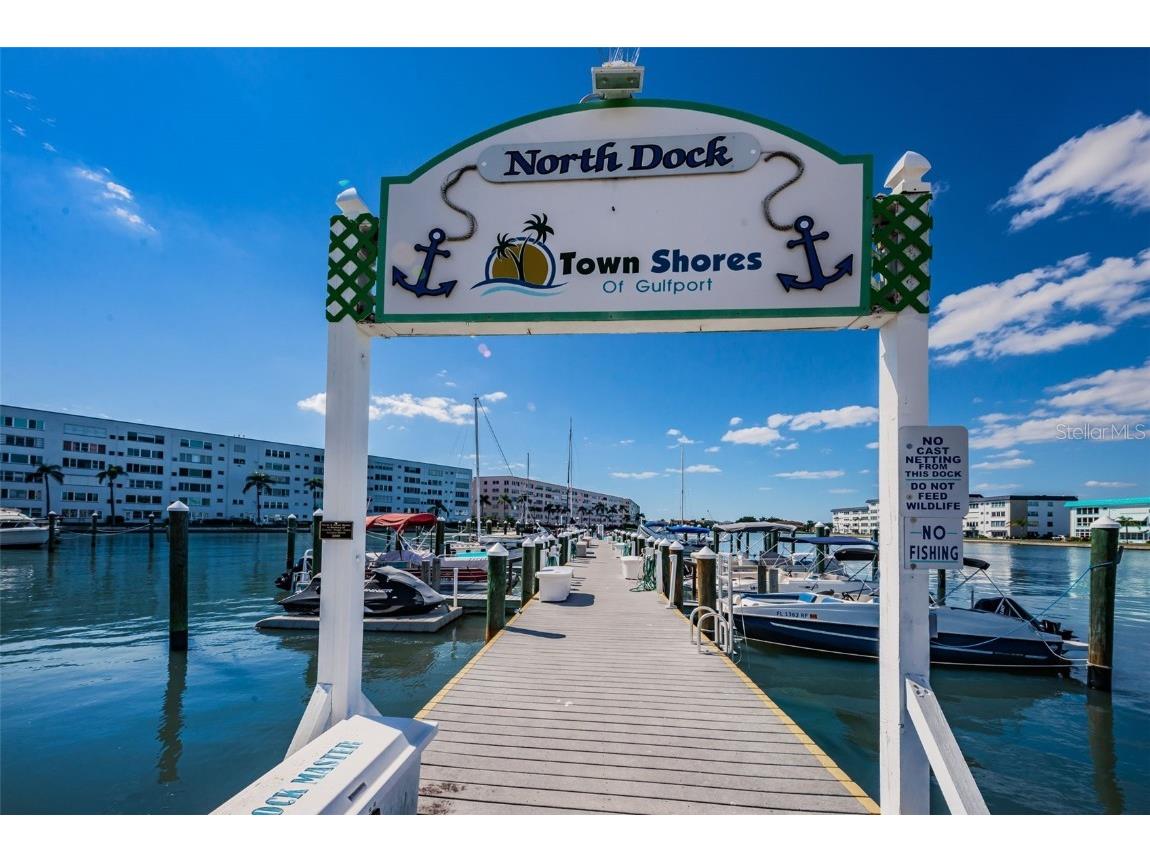 3010 59th Street S #302 Gulfport FL 33707 TB8456837 image66