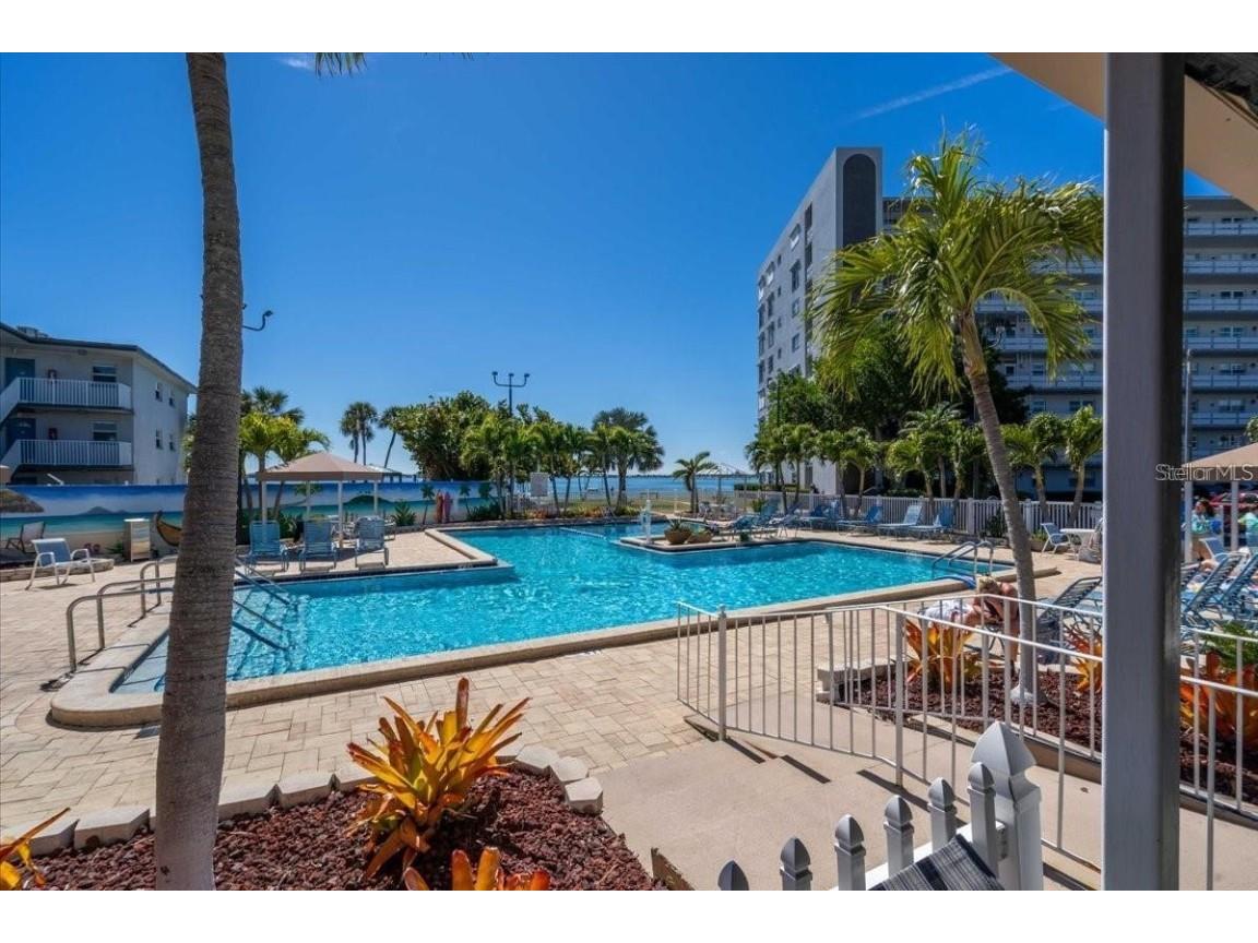 3010 59th Street S #303 Gulfport FL 33707 TB8348702 image20