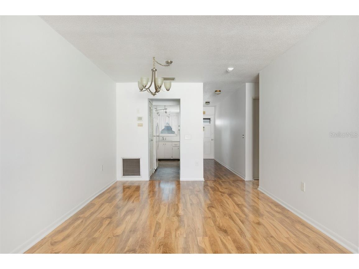 3010 59th Street S #303 Gulfport FL 33707 TB8348702 image9