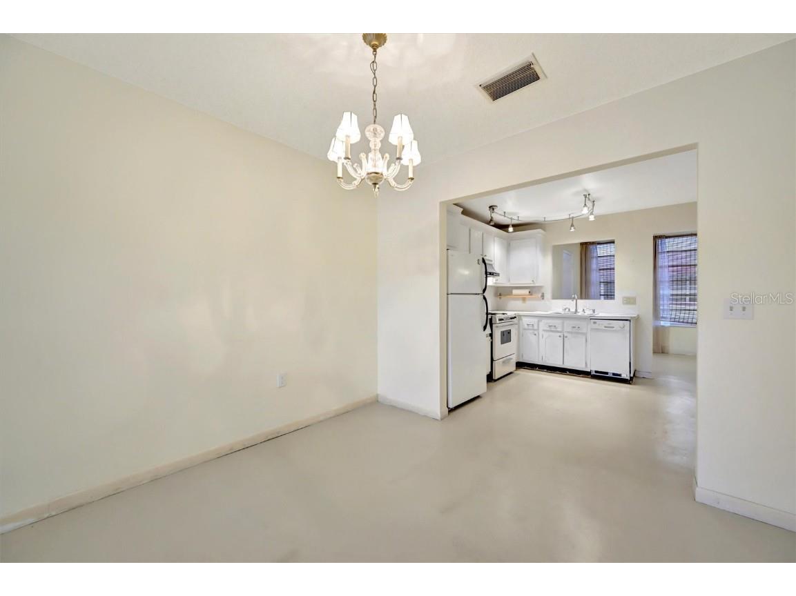 3010 59th Street S #306 Gulfport FL 33707 TB8443805 image5