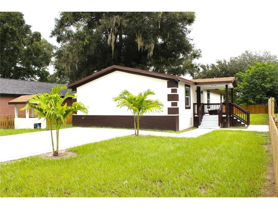 3010 E 149th Avenue Lutz FL 33559 TB8417965 image1