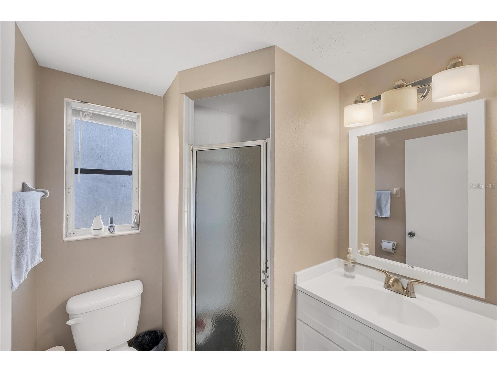 3010 Golden Rain Drive Sarasota FL 34232 A4683356 image29