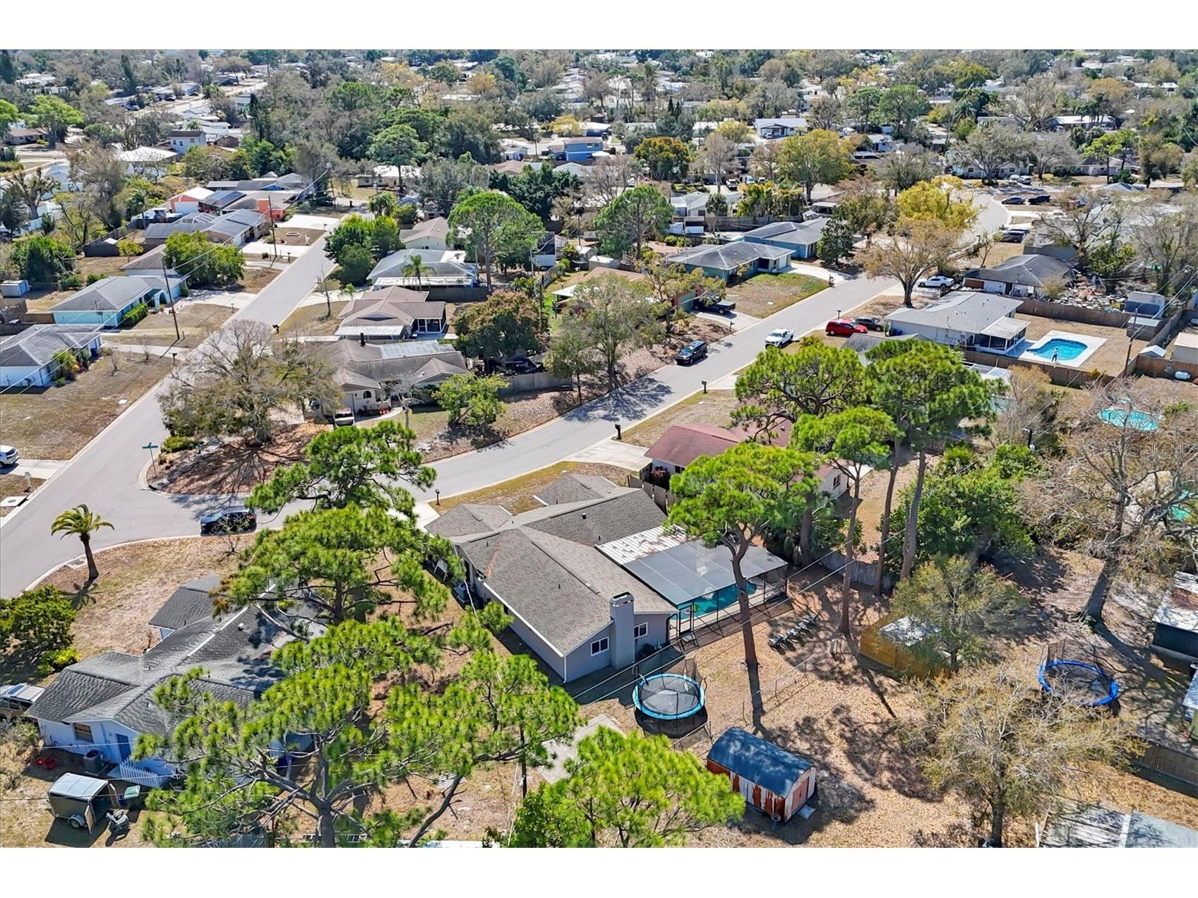 3010 Golden Rain Drive Sarasota FL 34232 A4683356 image39