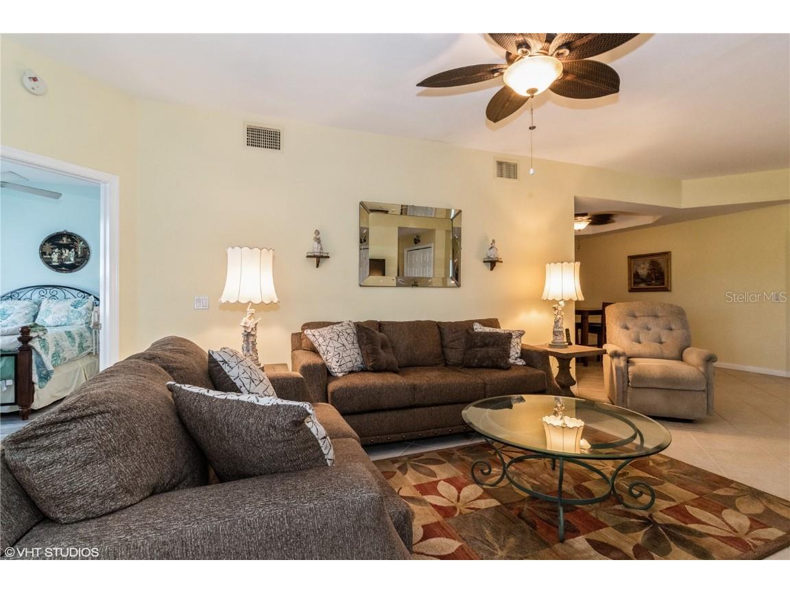 3010 Meandering Way #101 Fort Myers FL 33905 O6286627 image9