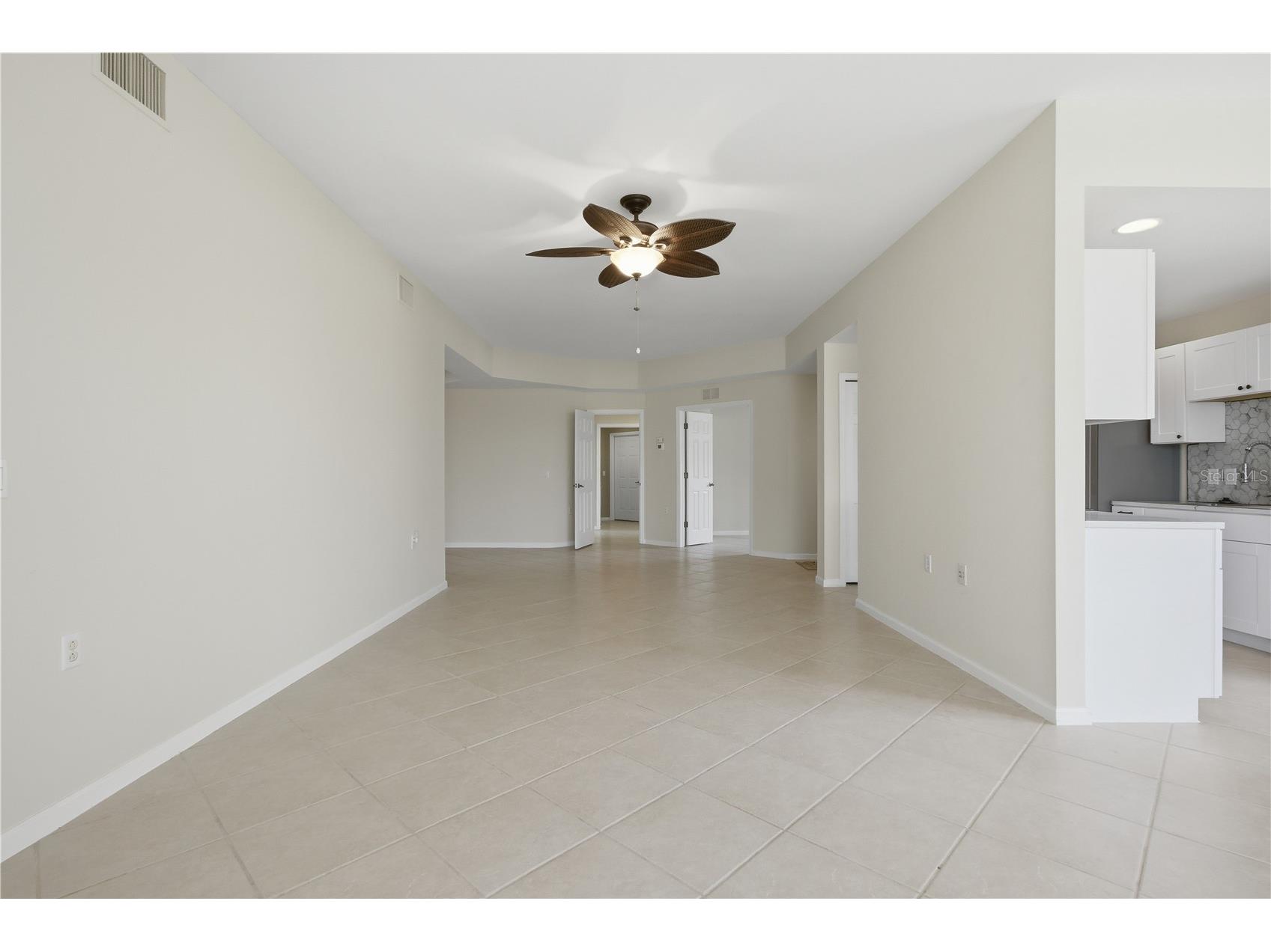 3010 Meandering Way #101 Fort Myers FL 33905 O6423317 image10