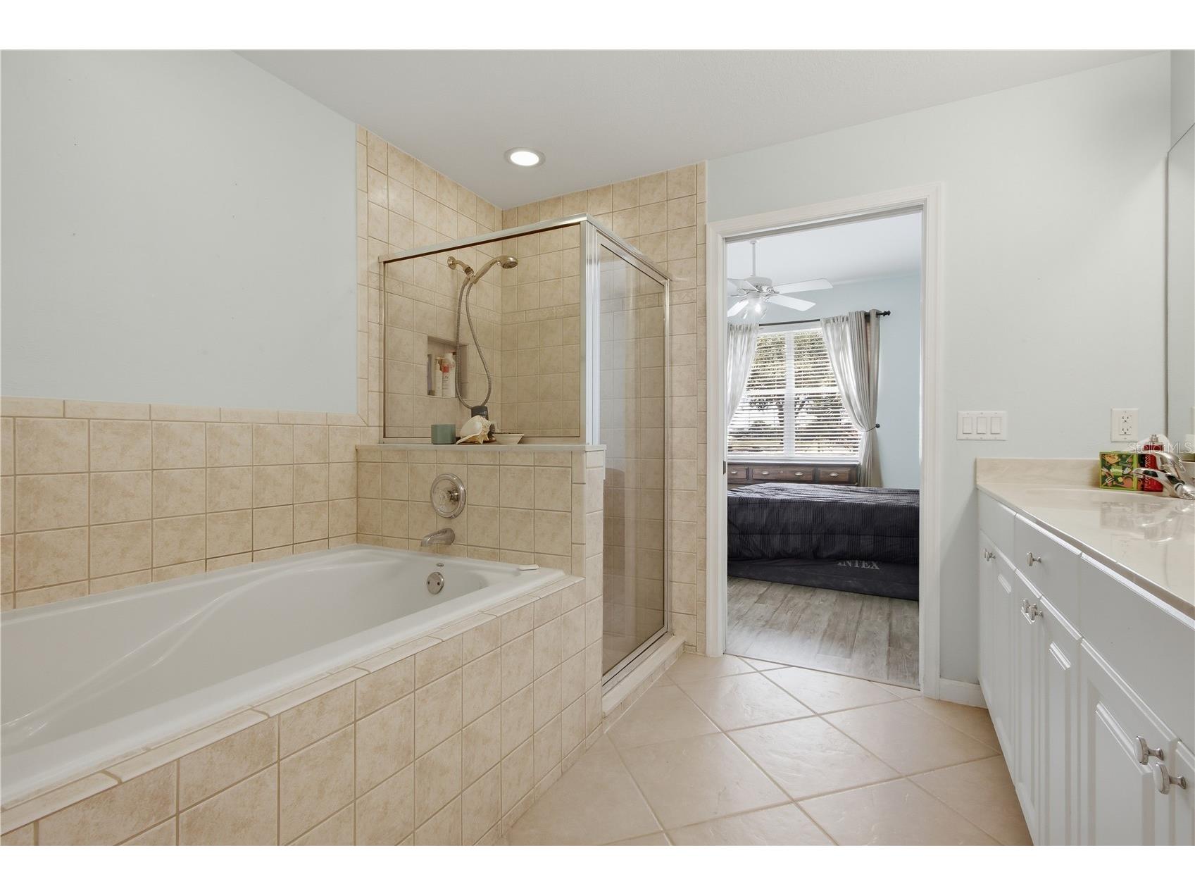 3010 Meandering Way #101 Fort Myers FL 33905 O6423317 image16