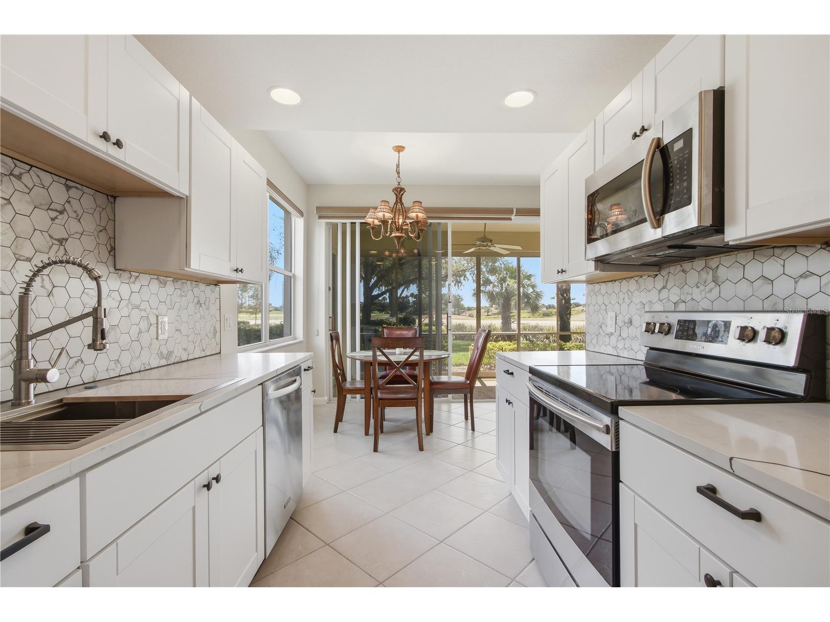 3010 Meandering Way #101 Fort Myers FL 33905 O6423317 image2