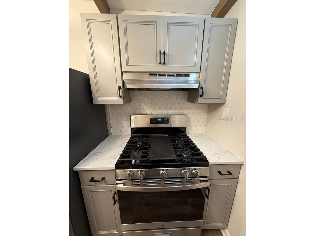 3010 NE 13th Street Gainesville FL 32609 GC532879 image6