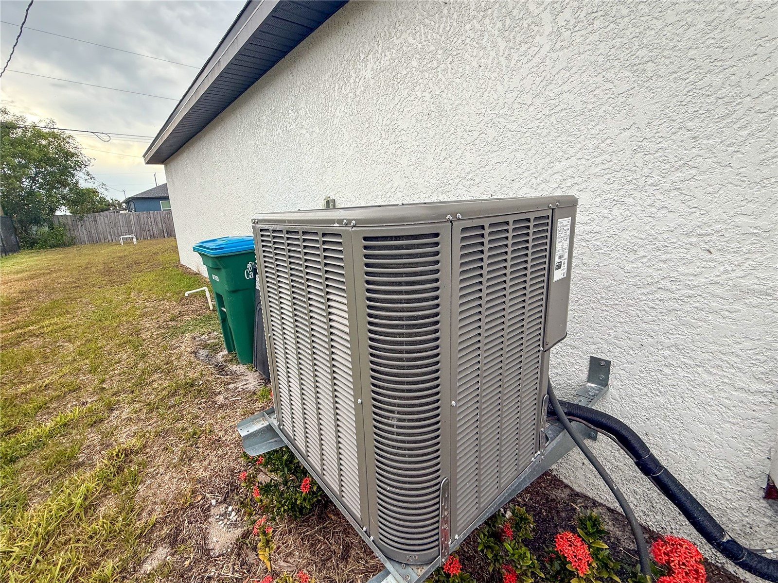 3010 NE 6th Place Cape Coral FL 33909 TB8508670 image25