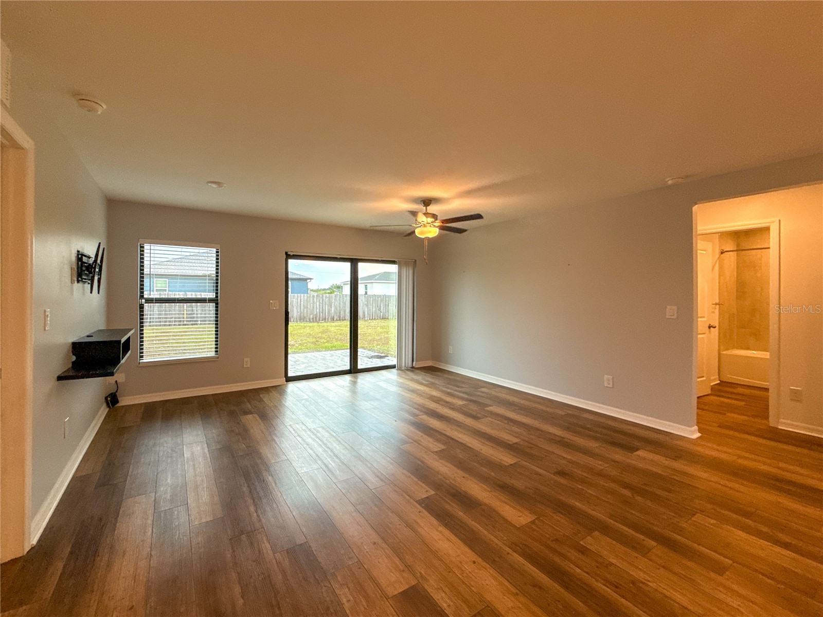 3010 NE 6th Place Cape Coral FL 33909 TB8508670 image6