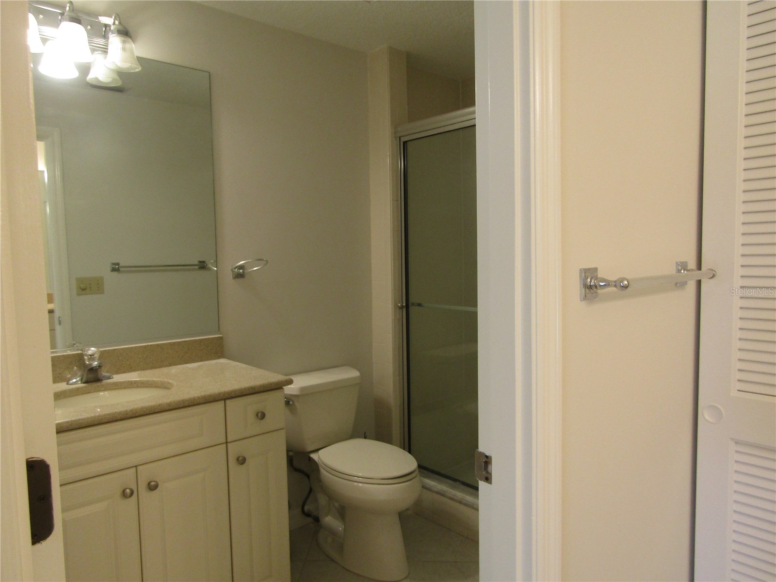 3010 Ringwood Meadow #6 Sarasota FL 34235 A4689324 image10