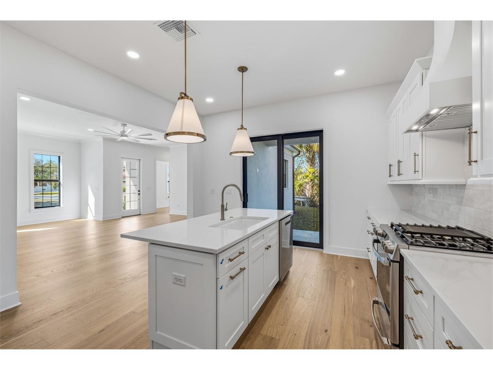 3010 S Esperanza Avenue Tampa FL 33629 TB8493741 image35