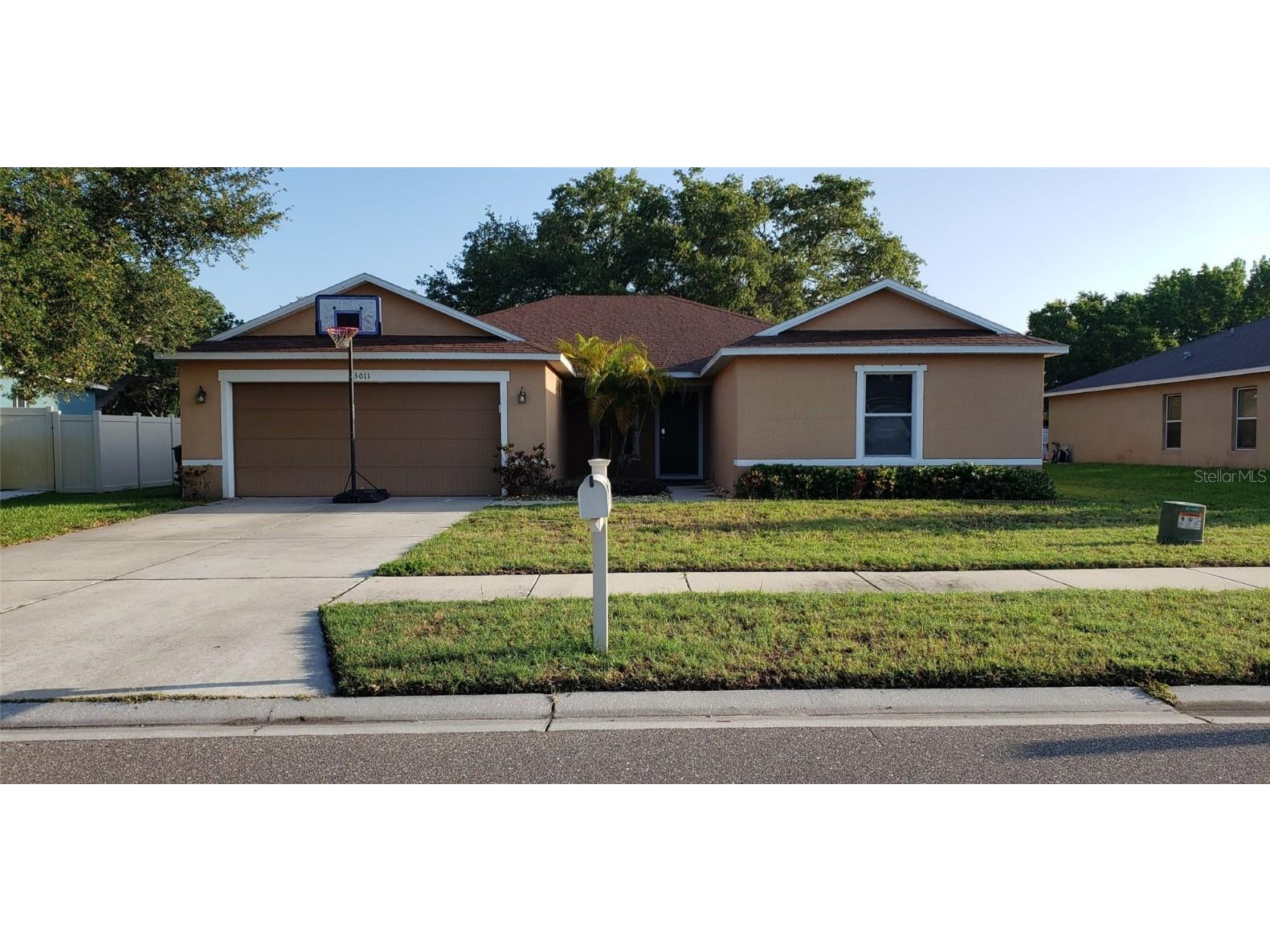 3011 49th Terrace S Saint Petersburg FL 33712 U8227240 image1