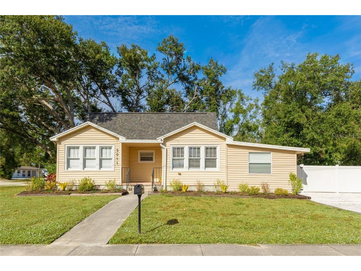 3011 6th Street Sarasota FL 34237 A4673451 image1