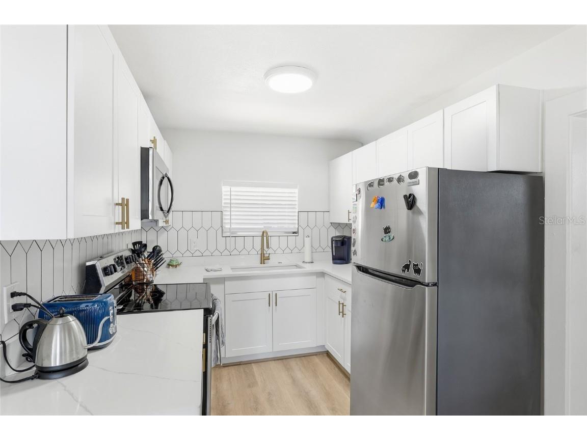 3011 6th Street Sarasota FL 34237 A4673451 image12