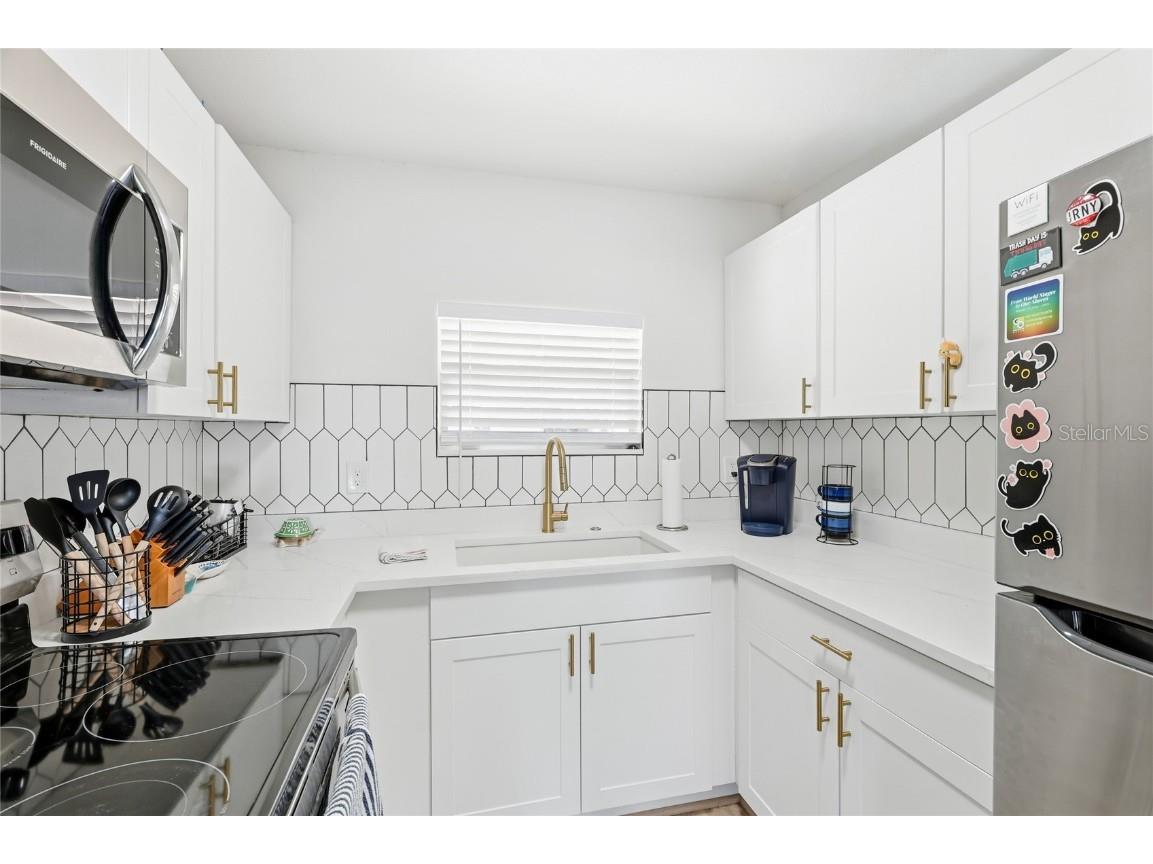 3011 6th Street Sarasota FL 34237 A4673451 image13