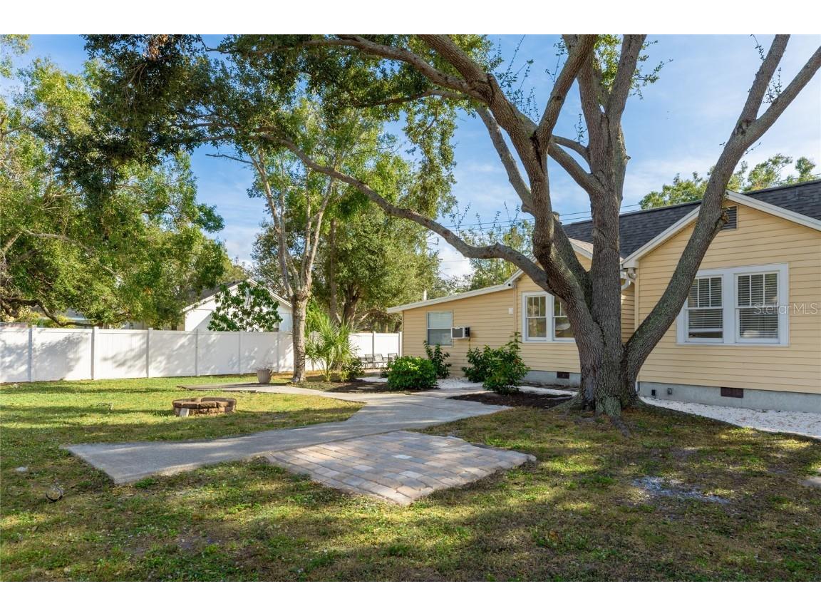 3011 6th Street Sarasota FL 34237 A4673451 image20