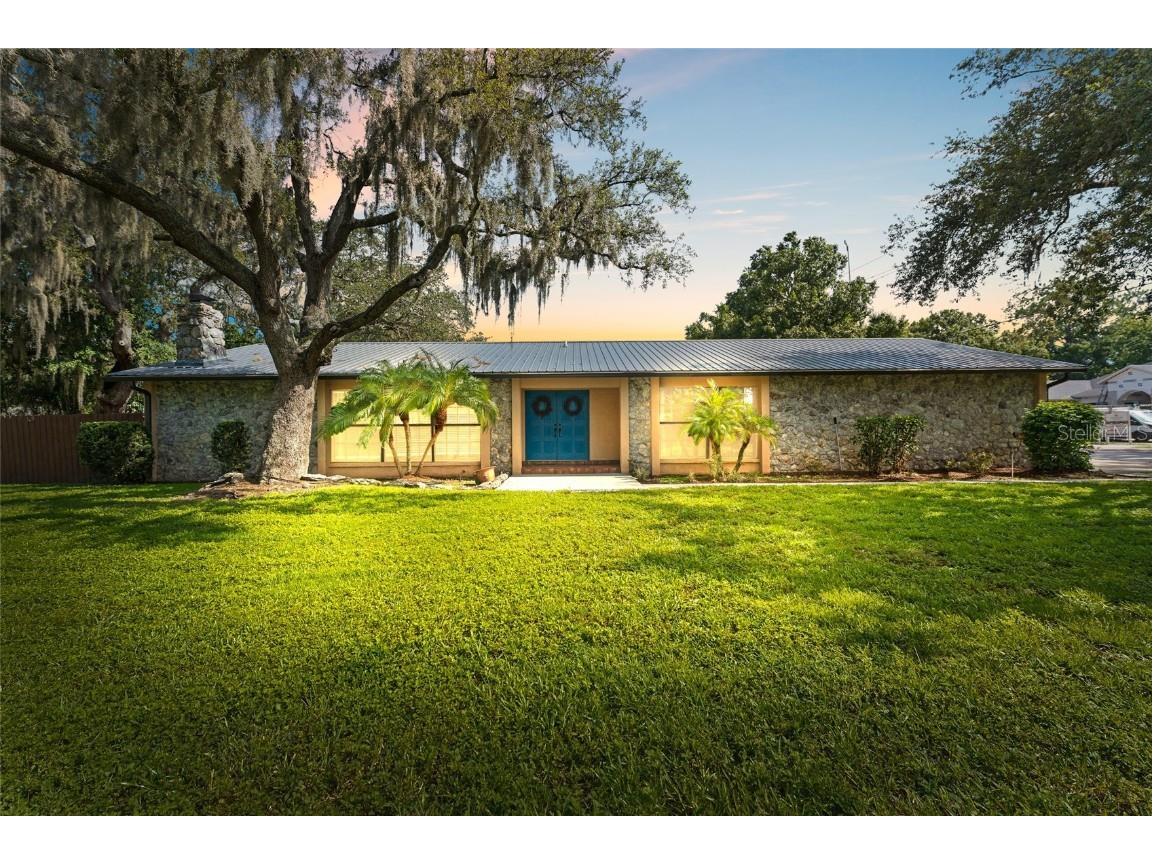 3011 Lake Ellen Drive Tampa FL 33618 TB8400623 image1