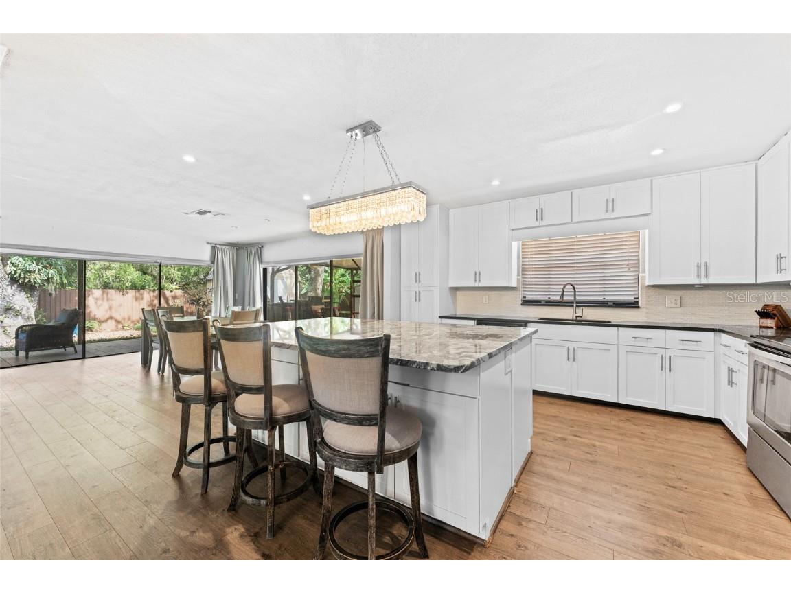 3011 Lake Ellen Drive Tampa FL 33618 TB8400623 image13