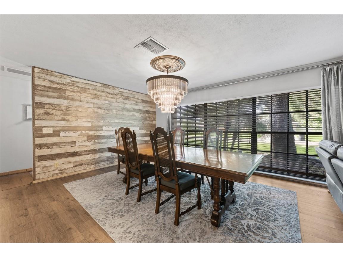 3011 Lake Ellen Drive Tampa FL 33618 TB8400623 image17