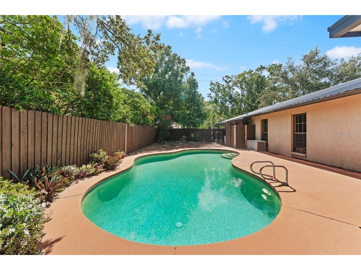 3011 Lake Ellen Drive Tampa FL 33618 TB8400623 image19