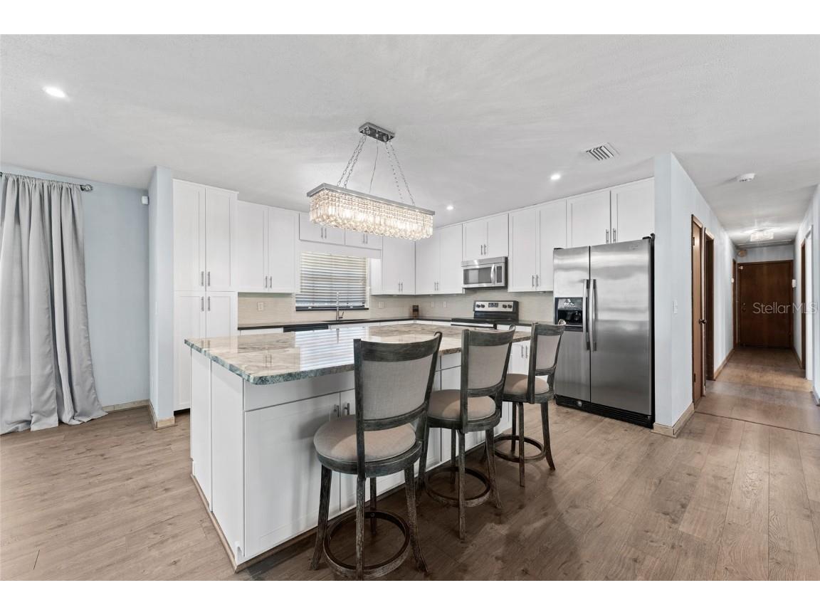 3011 Lake Ellen Drive Tampa FL 33618 TB8400623 image3