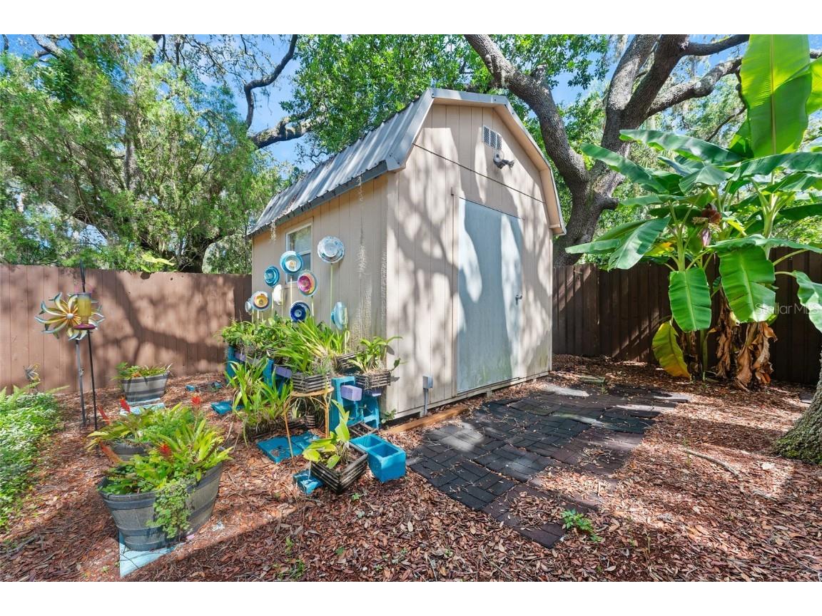 3011 Lake Ellen Drive Tampa FL 33618 TB8400623 image33