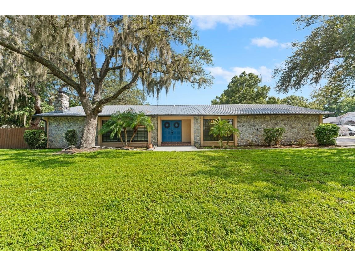 3011 Lake Ellen Drive Tampa FL 33618 TB8400623 image5