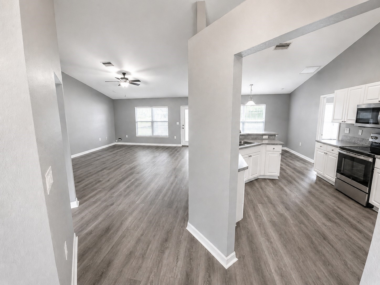 3011 Shawnee Ter North Port FL 34286 D6147902 image2