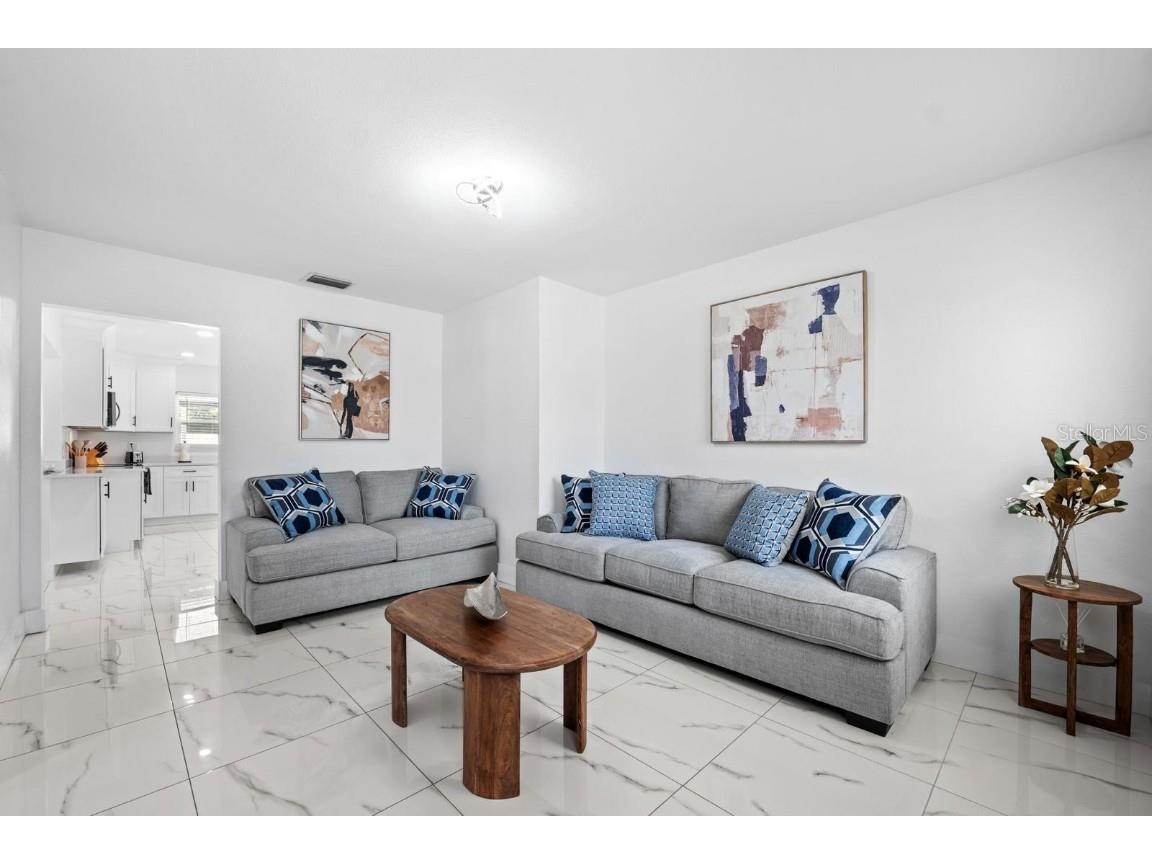 3011 W Douglas Tampa FL 33607 TB8450162 image5