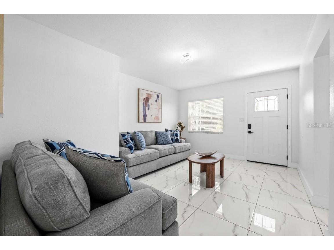 3011 W Douglas Tampa FL 33607 TB8450162 image7