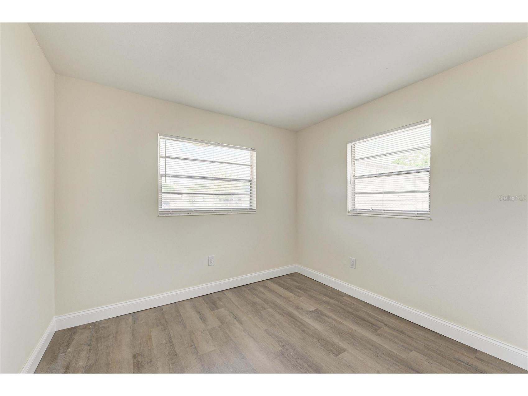 3012 Clay Circle Sarasota FL 34234 A4693753 image13