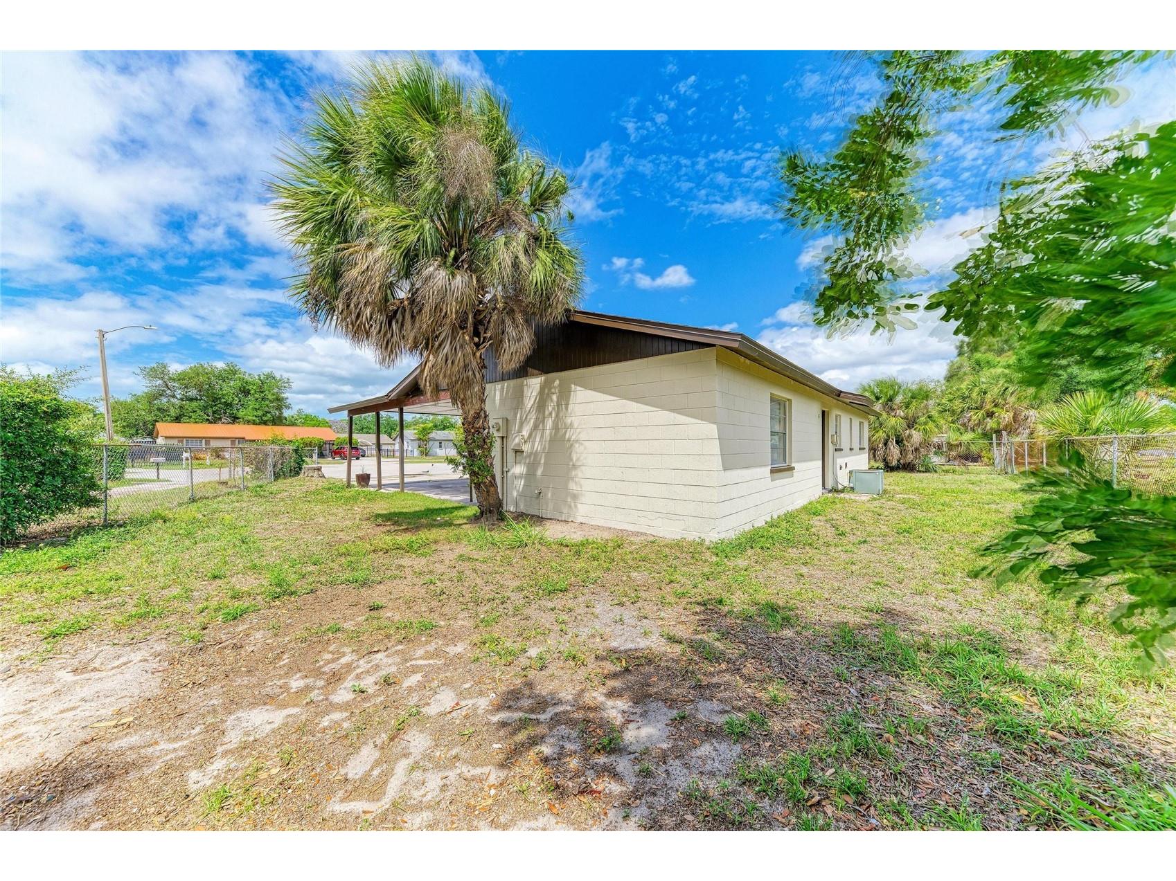 3012 Clay Circle Sarasota FL 34234 A4693753 image14