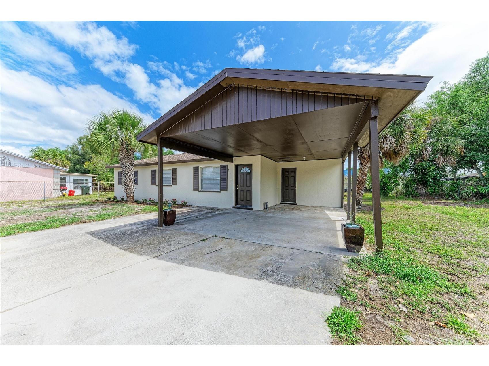 3012 Clay Circle Sarasota FL 34234 A4693753 image2