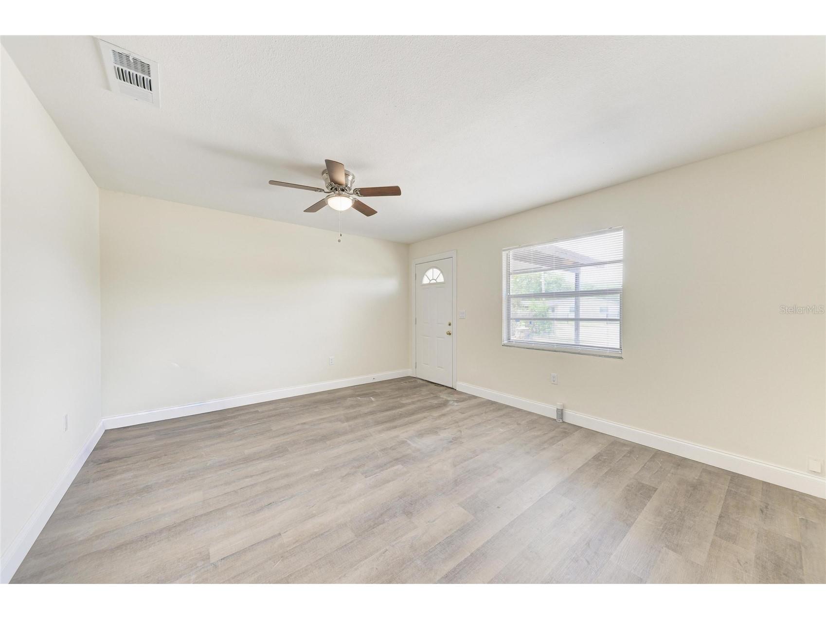 3012 Clay Circle Sarasota FL 34234 A4693753 image3