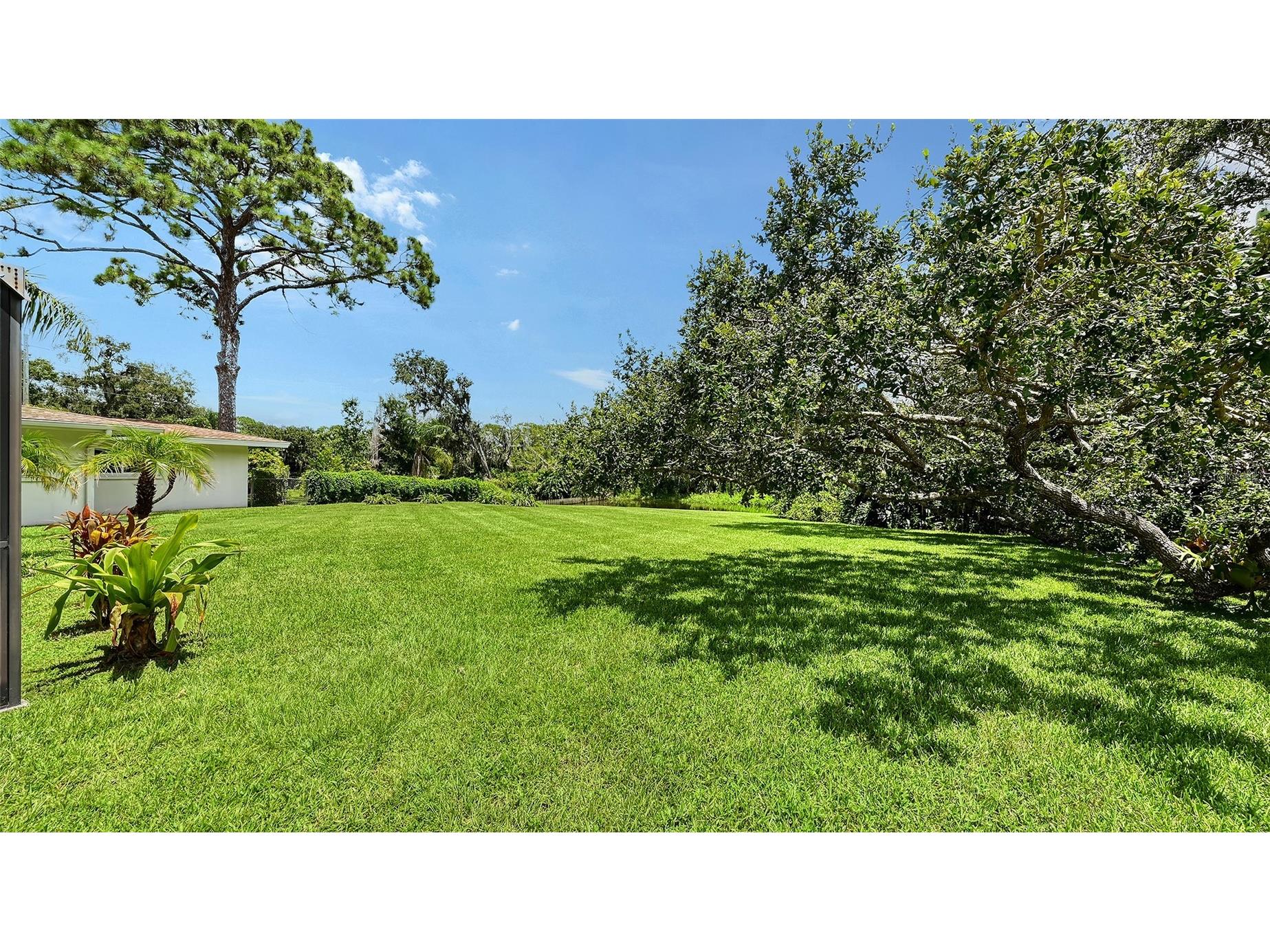 3012 Desoto Road Sarasota FL 34234 - POND LOCATED ON THE PROPERTY A4678237 image56