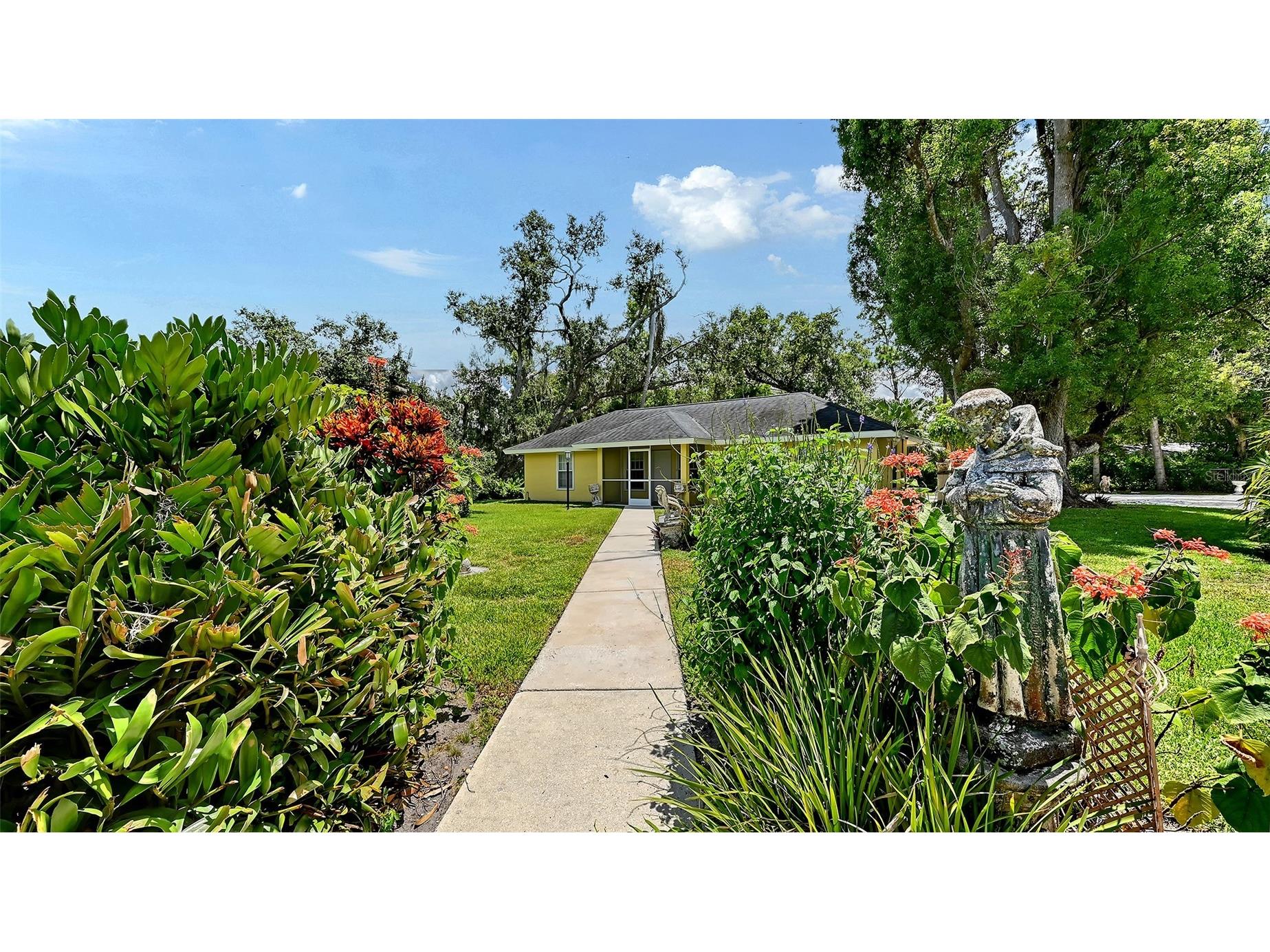 3012 Desoto Road Sarasota FL 34234 - POND LOCATED ON THE PROPERTY A4678237 image60