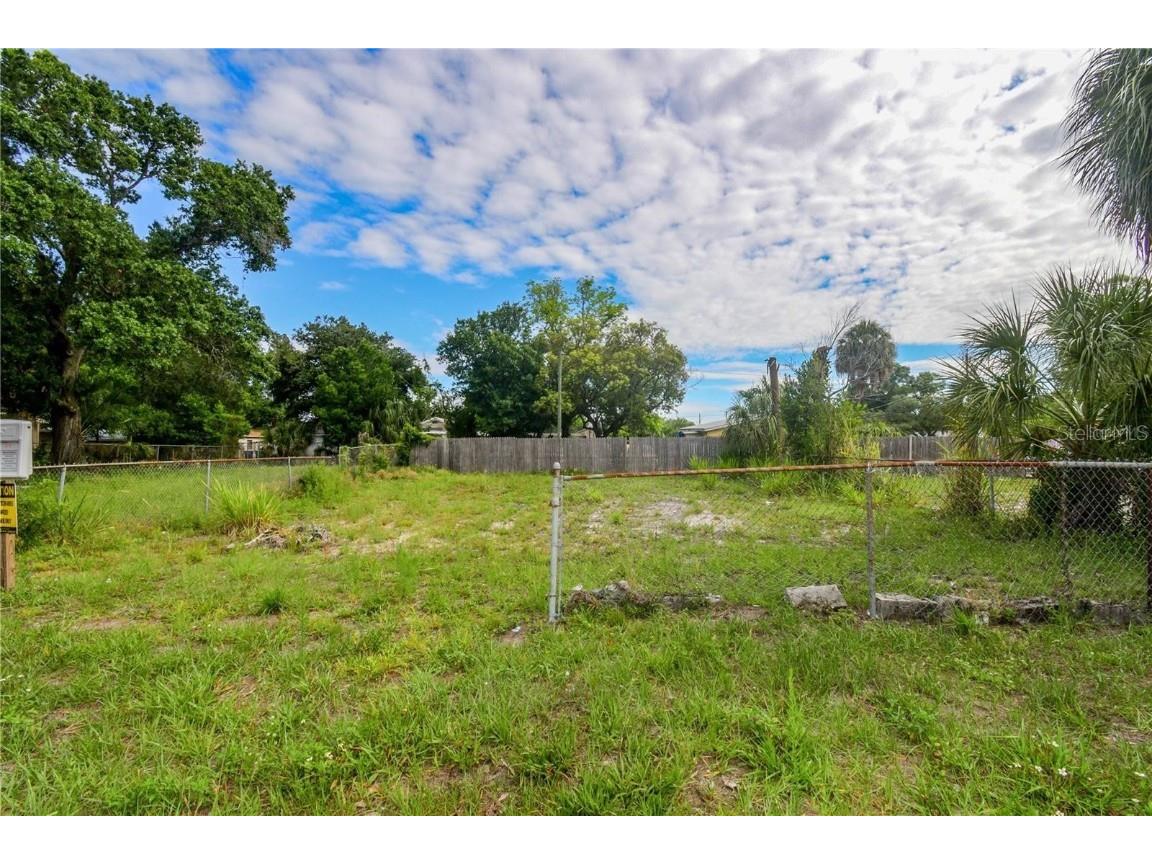 3012 E Dr Martin Luther King Jr Boulevard Tampa FL 33610 T3458153 image1