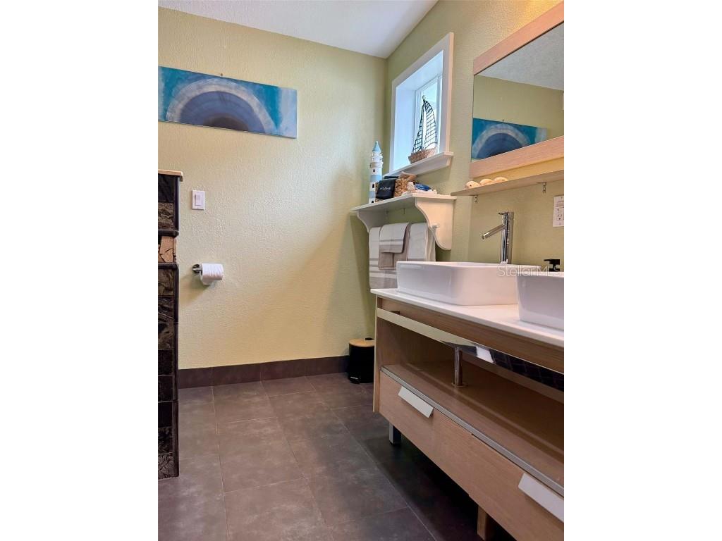 3012 Grand View Avenue Clearwater FL 33759 TB8443337 image24