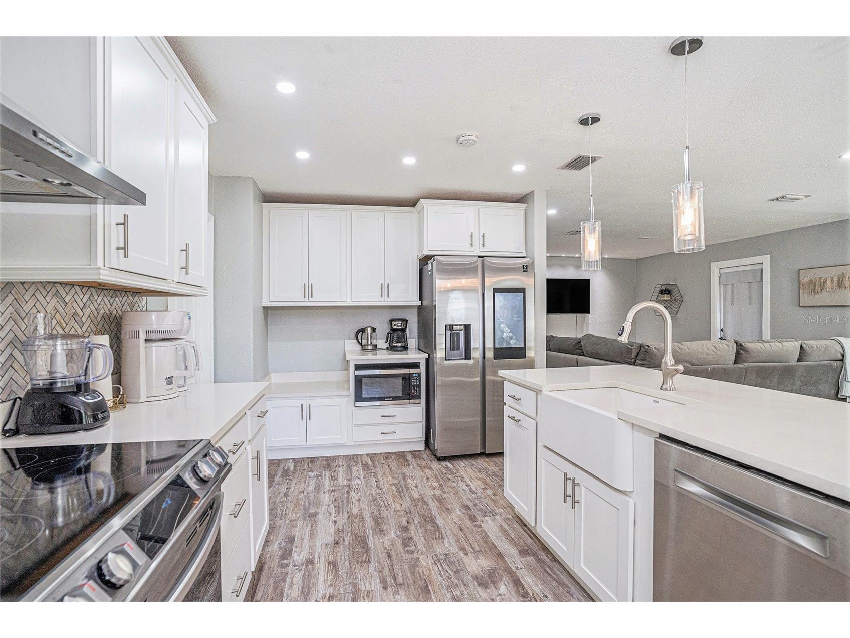 3012 N Highland Avenue Tampa FL 33603 TB8475929 image10