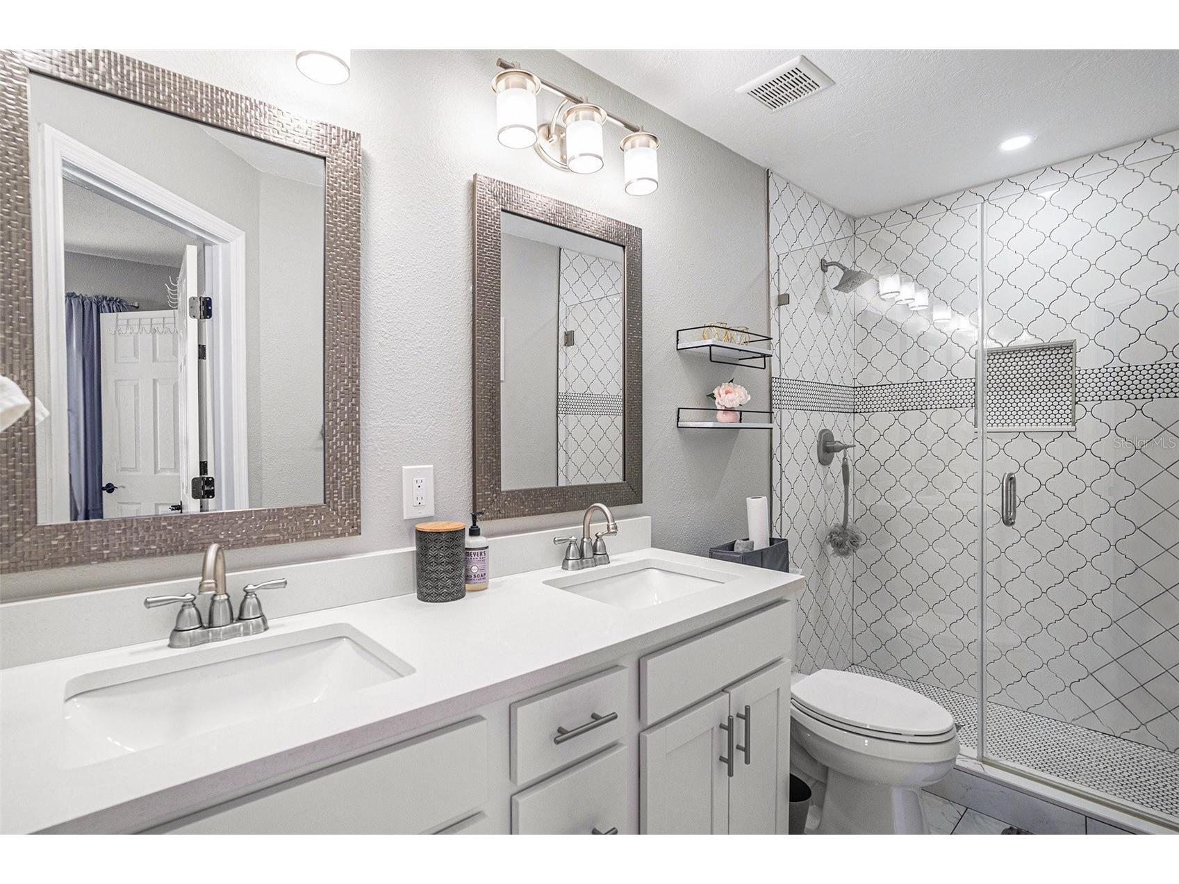 3012 N Highland Avenue Tampa FL 33603 TB8475929 image17