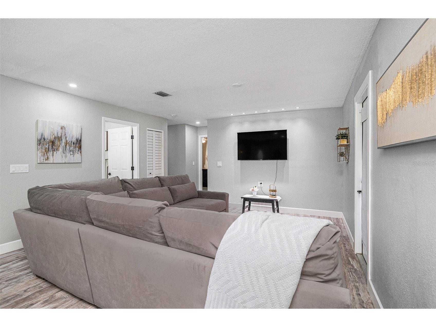 3012 N Highland Avenue Tampa FL 33603 TB8475929 image4