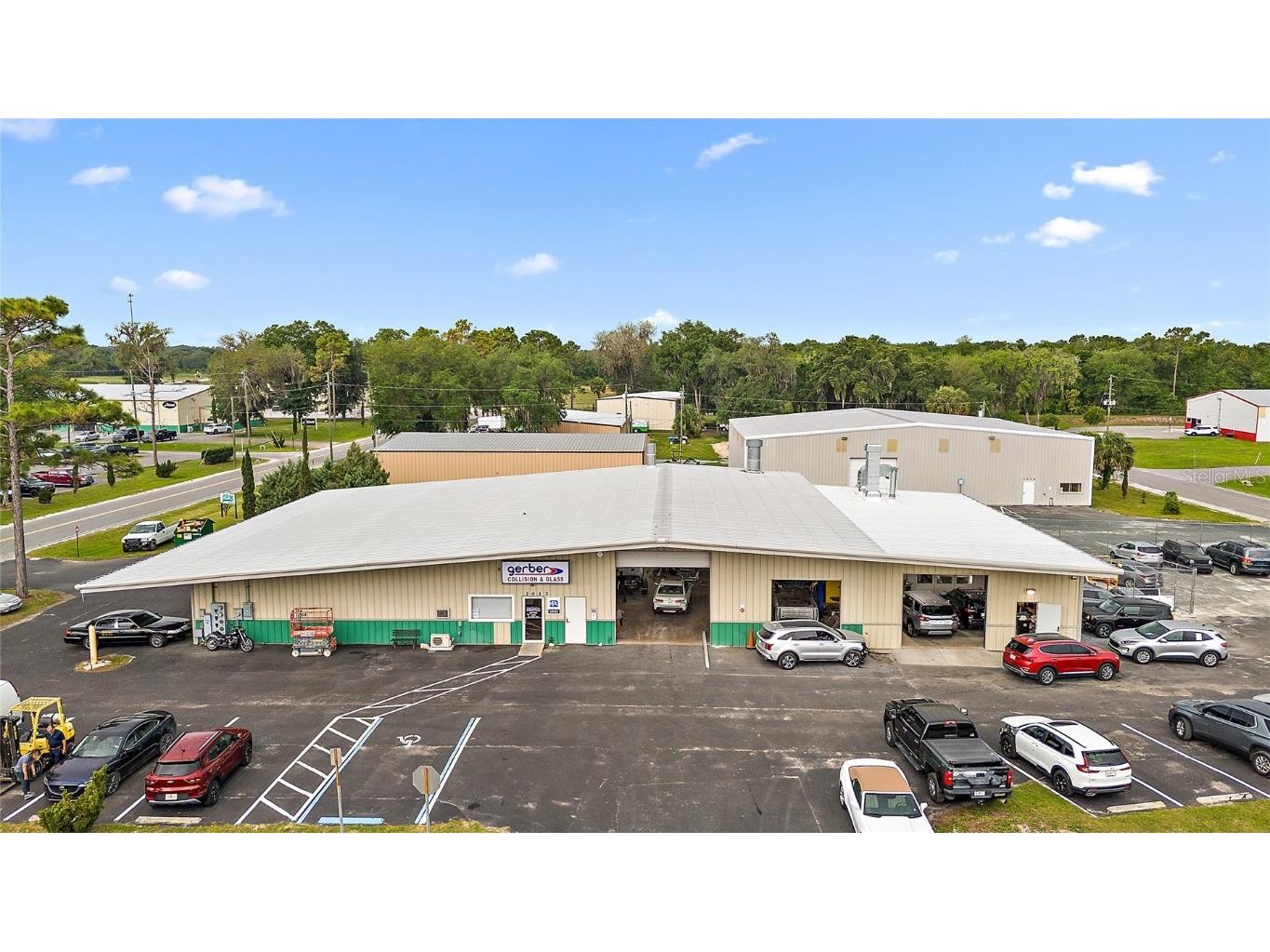 3012 NE 37th Place Wildwood FL 34785 G5081148 image1