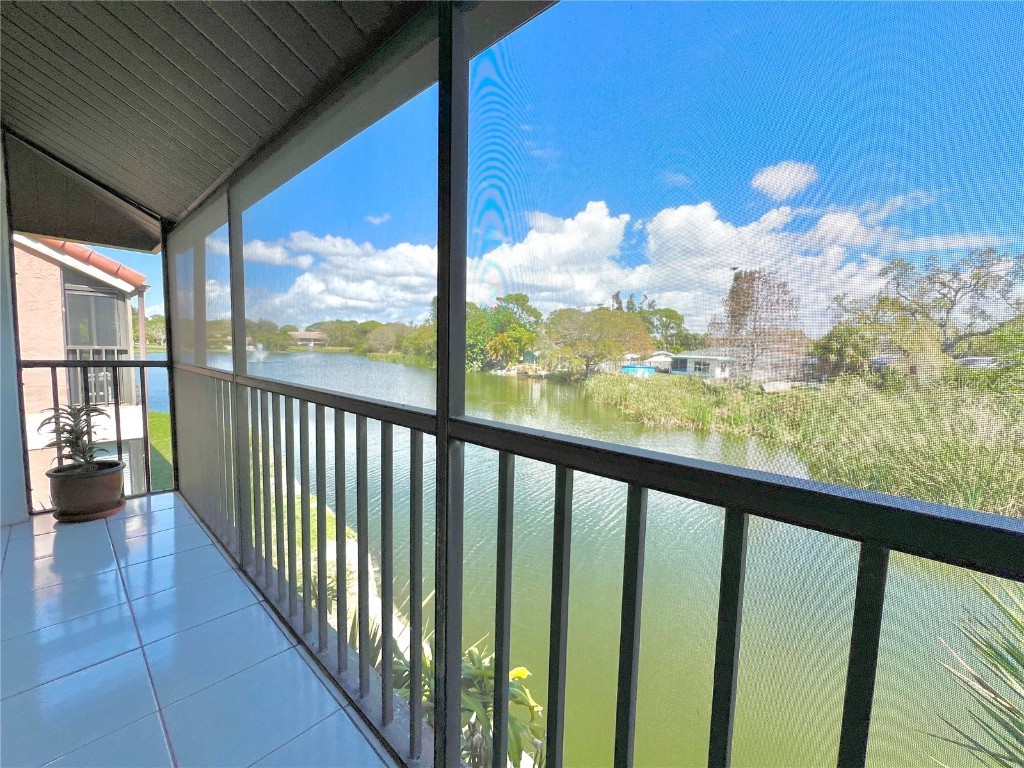 3013 Clark Road #11 Sarasota FL 34231 - LAKE ASHTON A4602086 image1