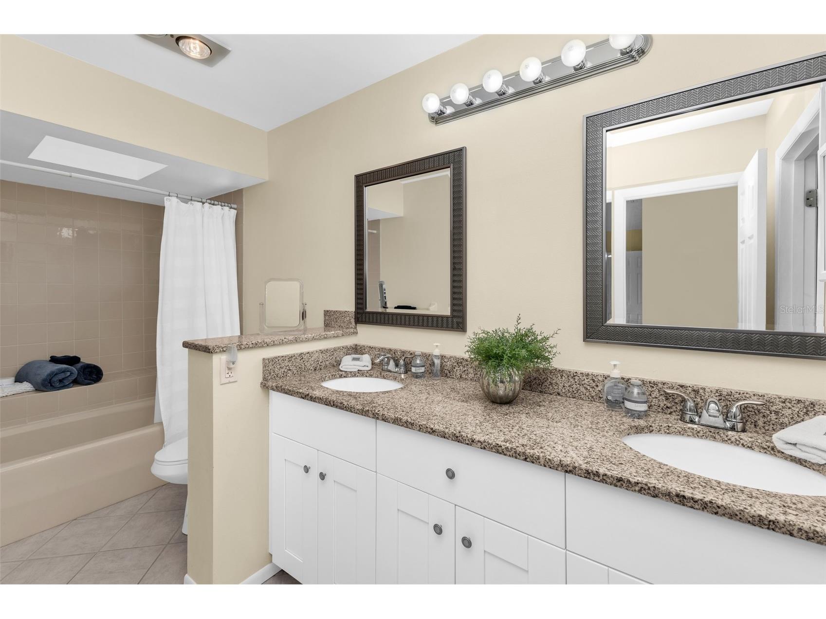 3013 Clark Road #6 Sarasota FL 34231 C7528185 image35