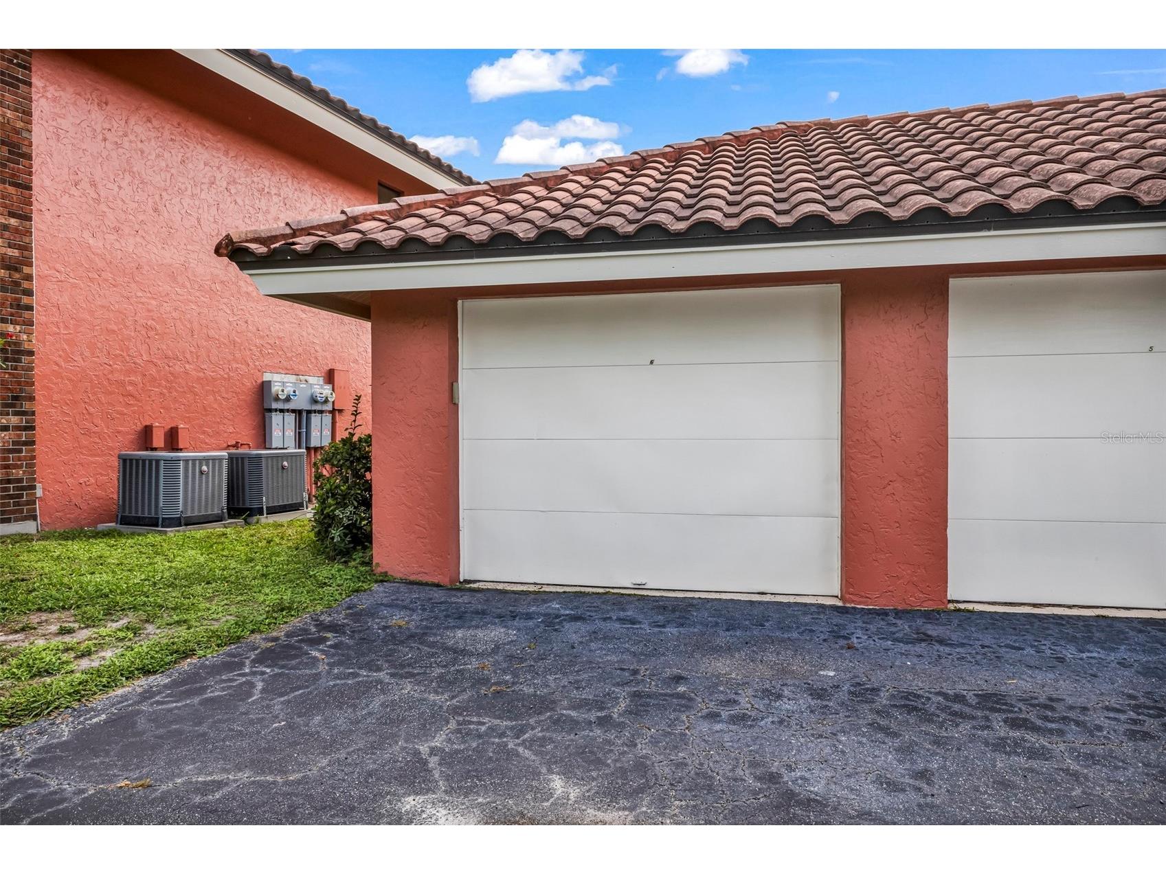 3013 Clark Road #6 Sarasota FL 34231 C7528185 image4