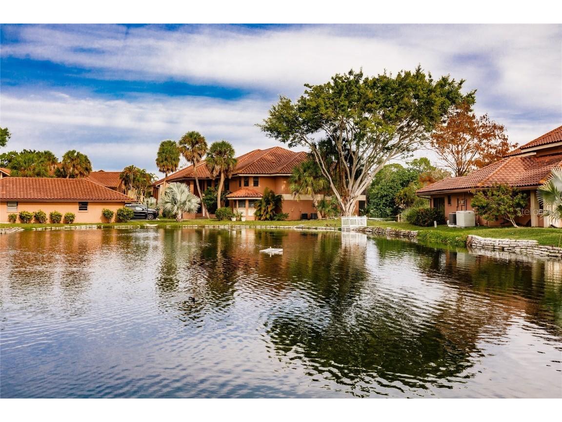 3013 Clark Road #8 Sarasota FL 34231 C7485571 image1