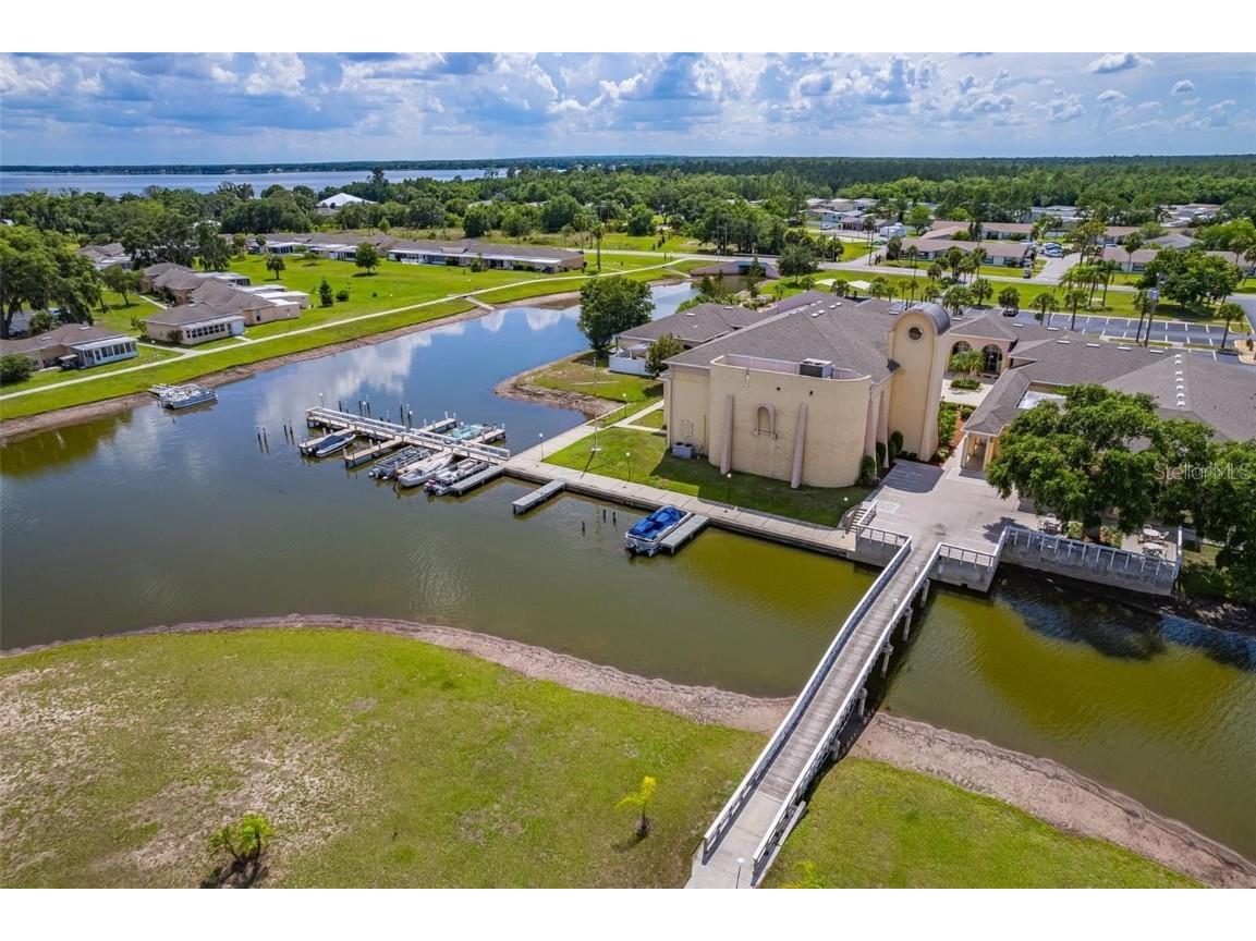 3013 Club Circle Lakeshore FL 33854 L4957253 image20